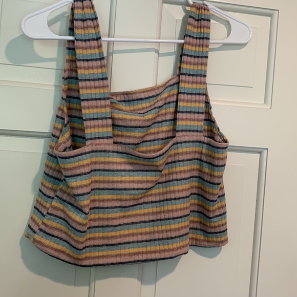 American Eagle Crop Top - Picture 2 of 2